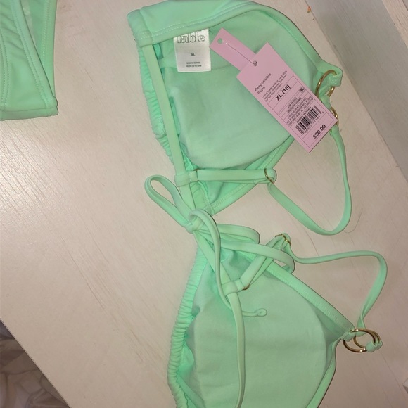 Wild fable bikini top bright green Xl tags on - Picture 4 of 5